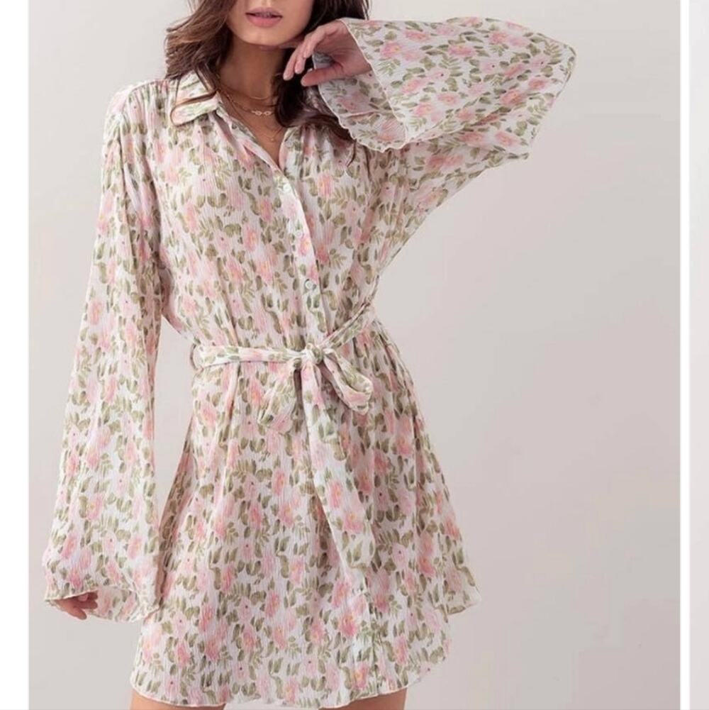 Love + Harmony Teresa Sheer Floral Bell Sleeve Mini Dress Duster Large NWT